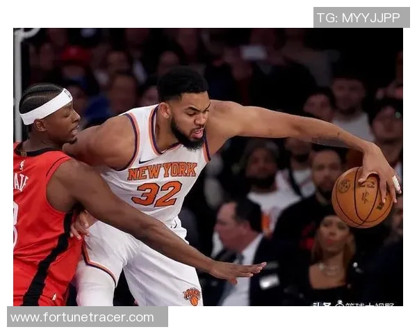 2013年尼克斯与火箭激战回顾：经典对决与球星表现分析