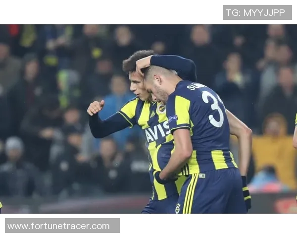 泽尼特与布鲁日激战正酣谁将赢得这场欧洲足球盛宴 泽尼特与布鲁日激战正酣谁将赢得这场欧洲足球盛宴