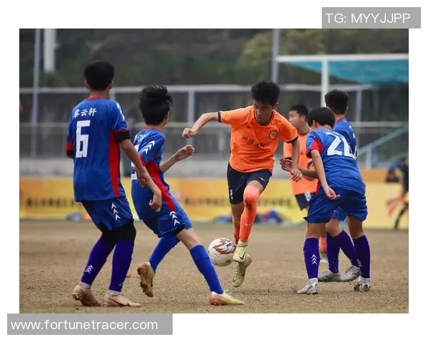 U19意大利与英格兰激战正酣青年才俊争夺欧洲足球荣耀