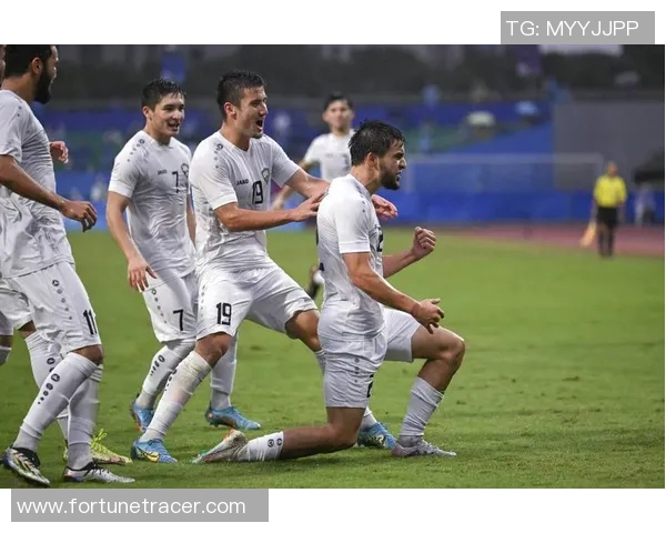 乌兹别克斯坦对阵泰国足球比赛直播信息及精彩回顾