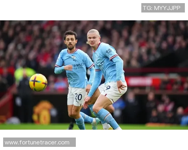 曼联与曼城在2016和2017年的激烈对抗回顾与精彩瞬间分析