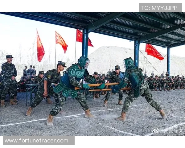 新疆队与山东队激战正酣谁能在这场对决中笑到最后成就辉煌